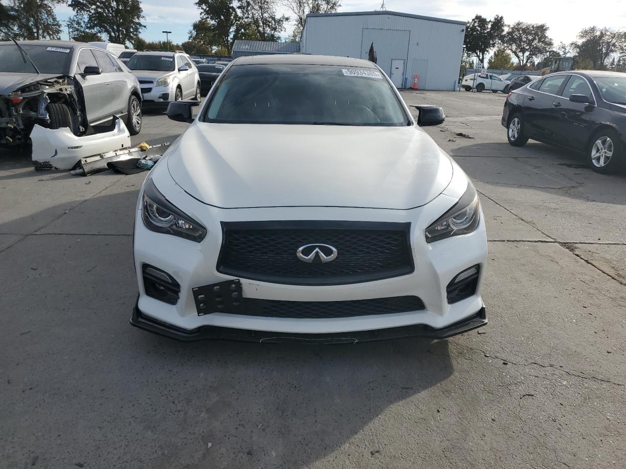 INFINITI Q50 Premium