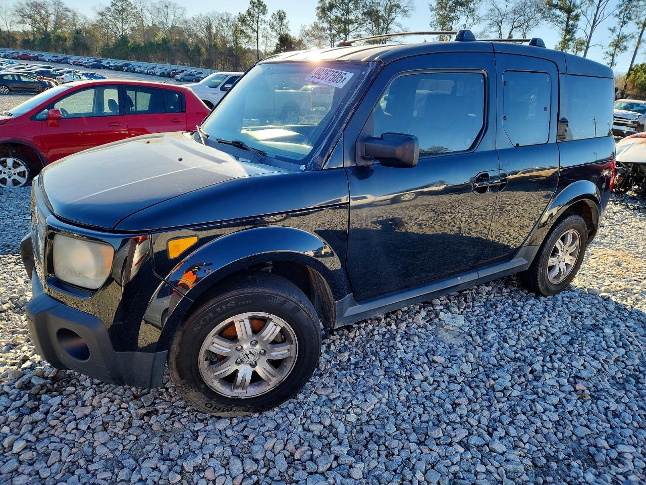 Salvage Honda Element Image