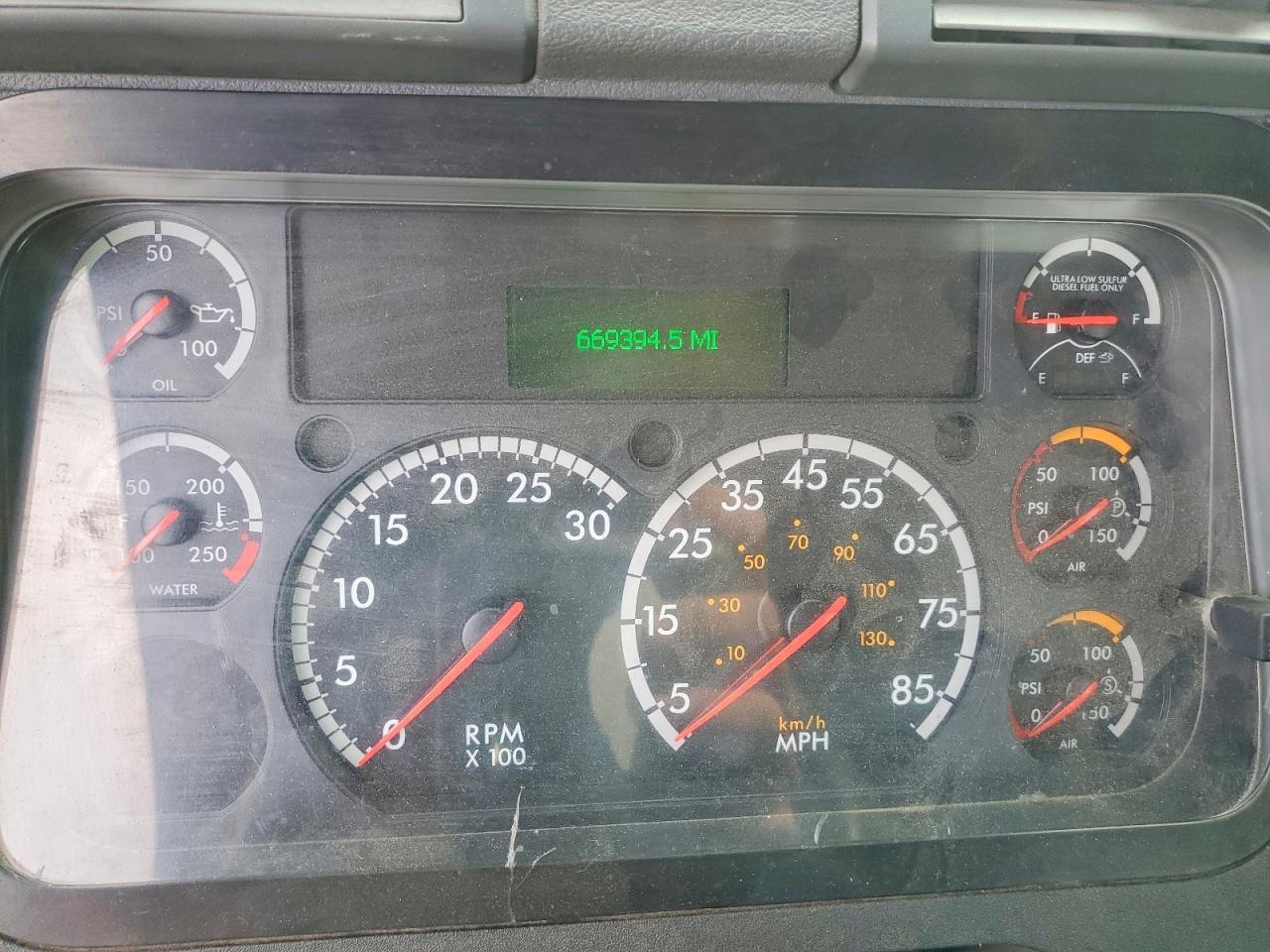 Freightliner Cascadia 1