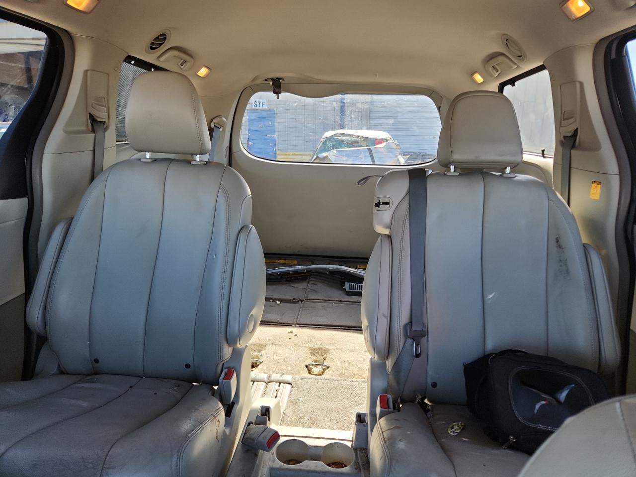 Toyota Sienna Xle