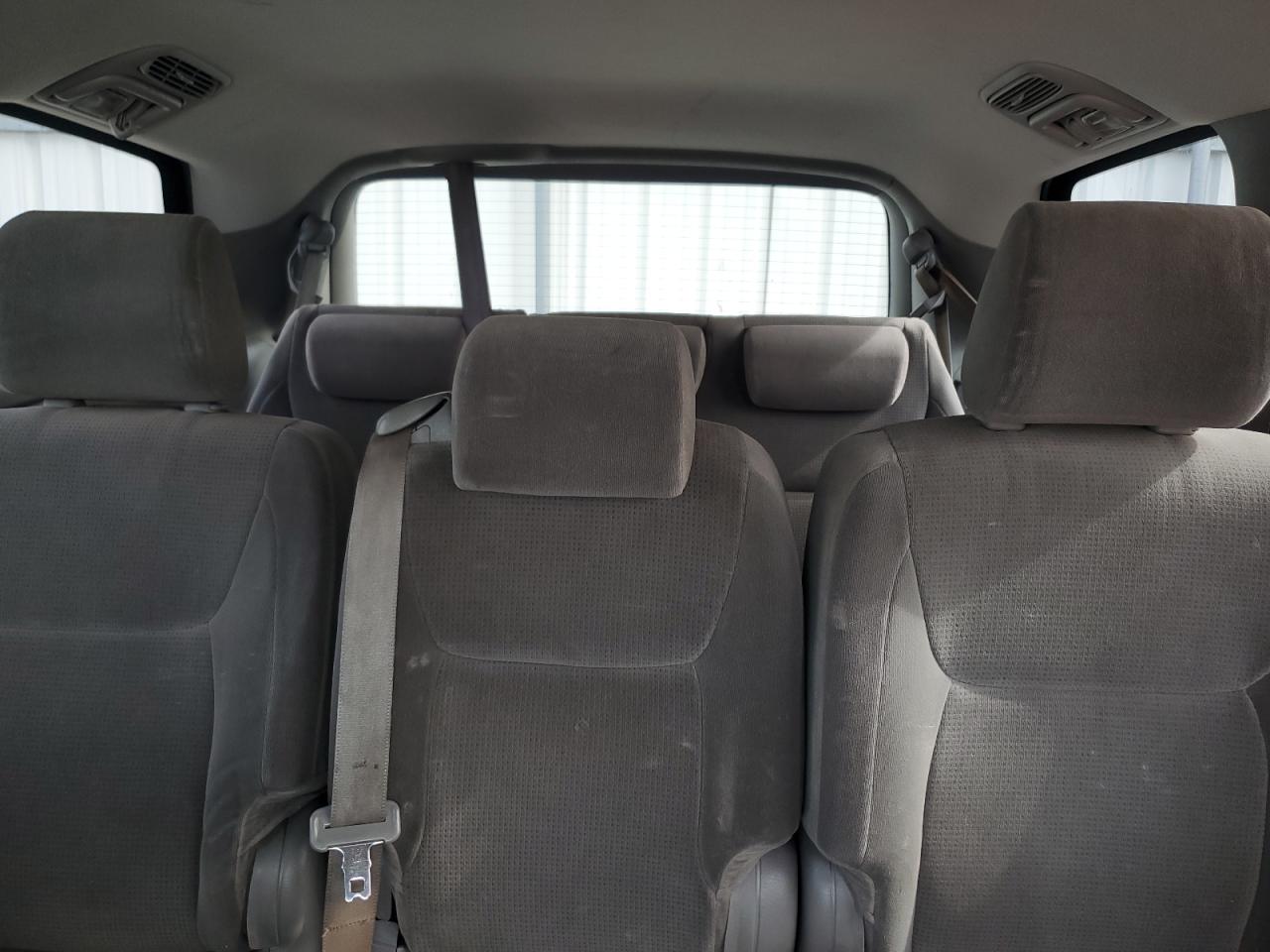 Toyota Sienna Ce