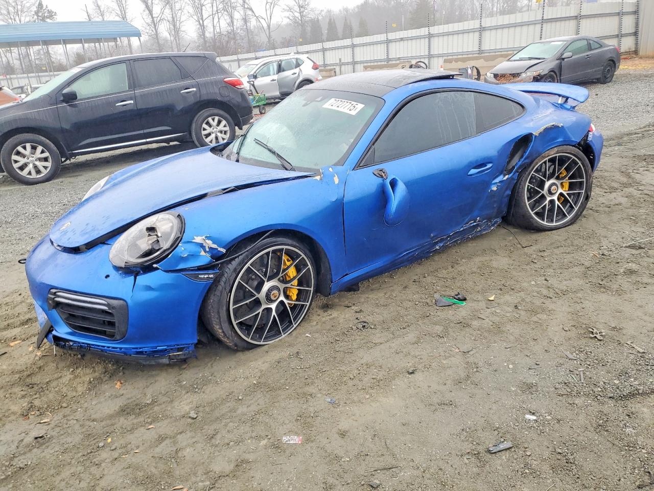 Salvage Porsche 911 Image