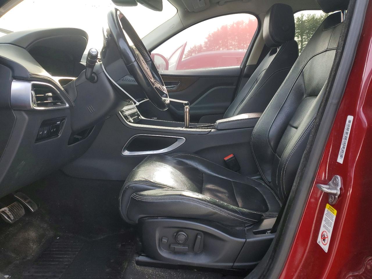 Jaguar F-PACE R - Sport
