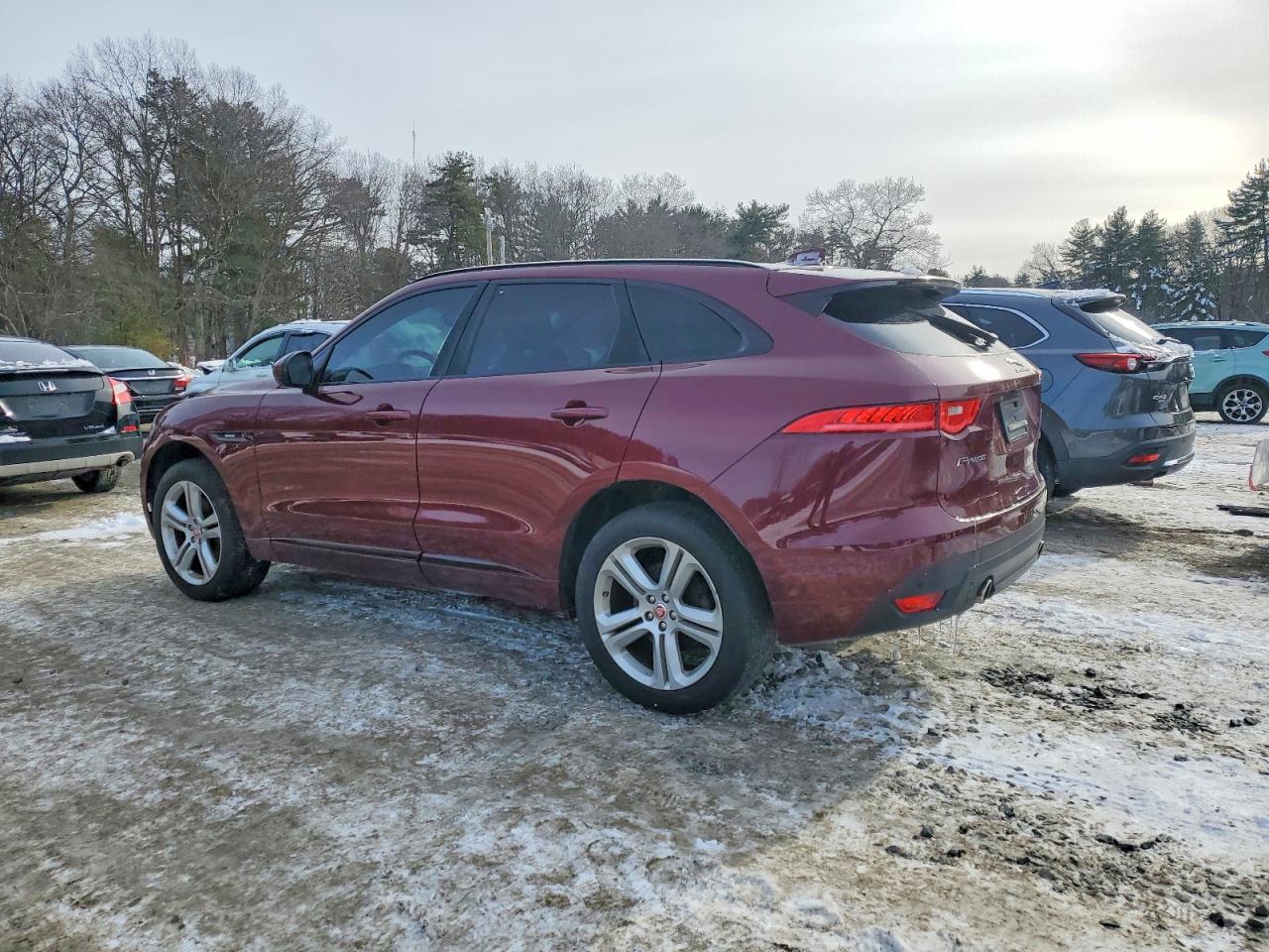 Jaguar F-PACE R - Sport