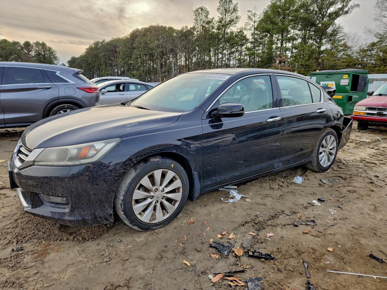 Salvage Honda Accord Image