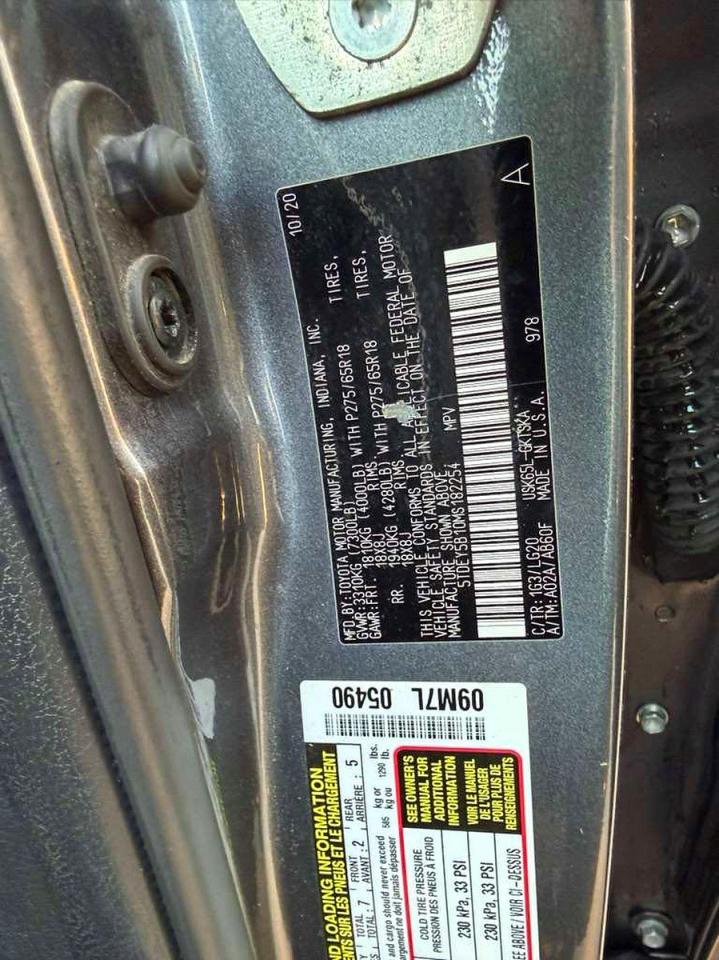 Toyota Sequoia Sr5