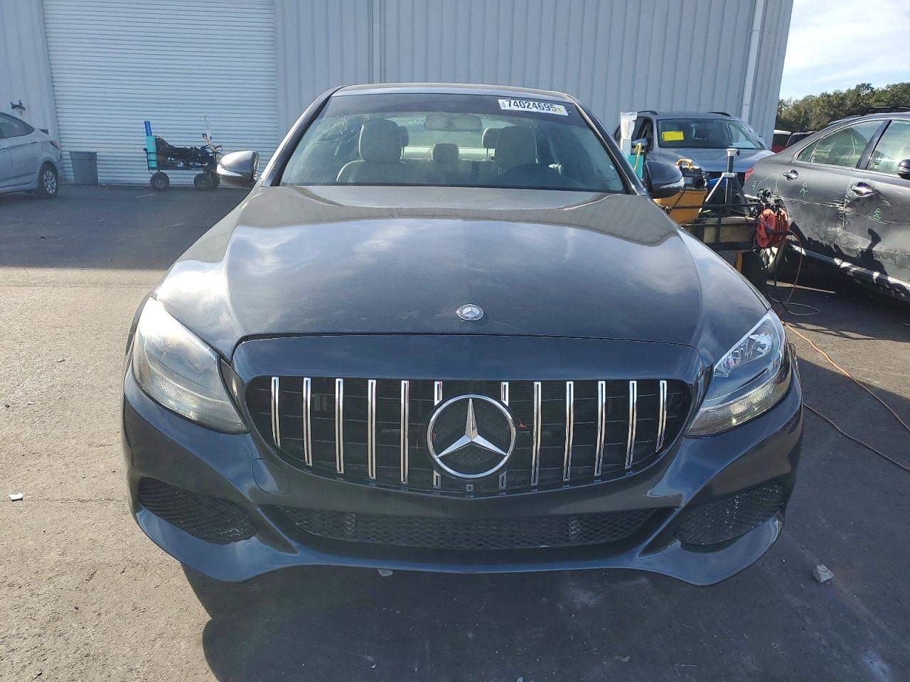 Mercedes-Benz C-Class 300 4matic