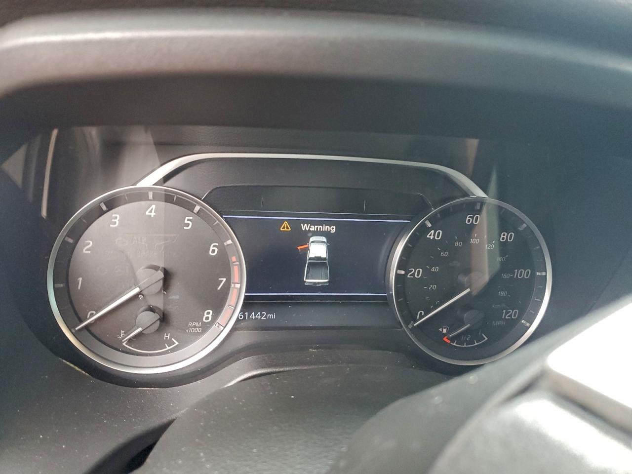 Nissan Titan Sv