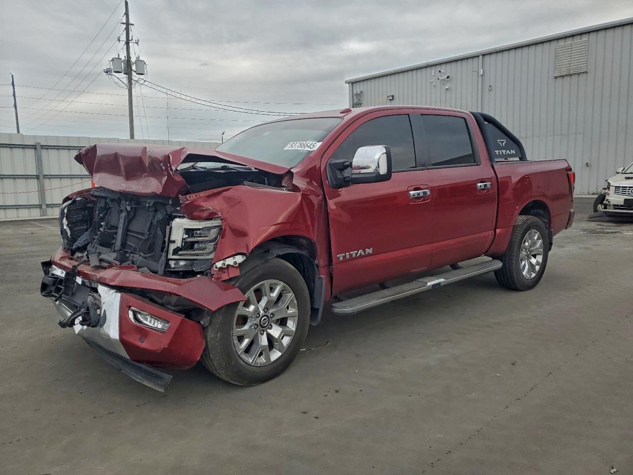 Salvage Nissan Titan Image