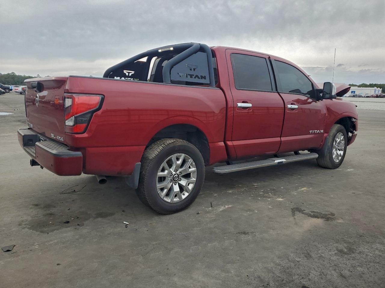 Nissan Titan Sv