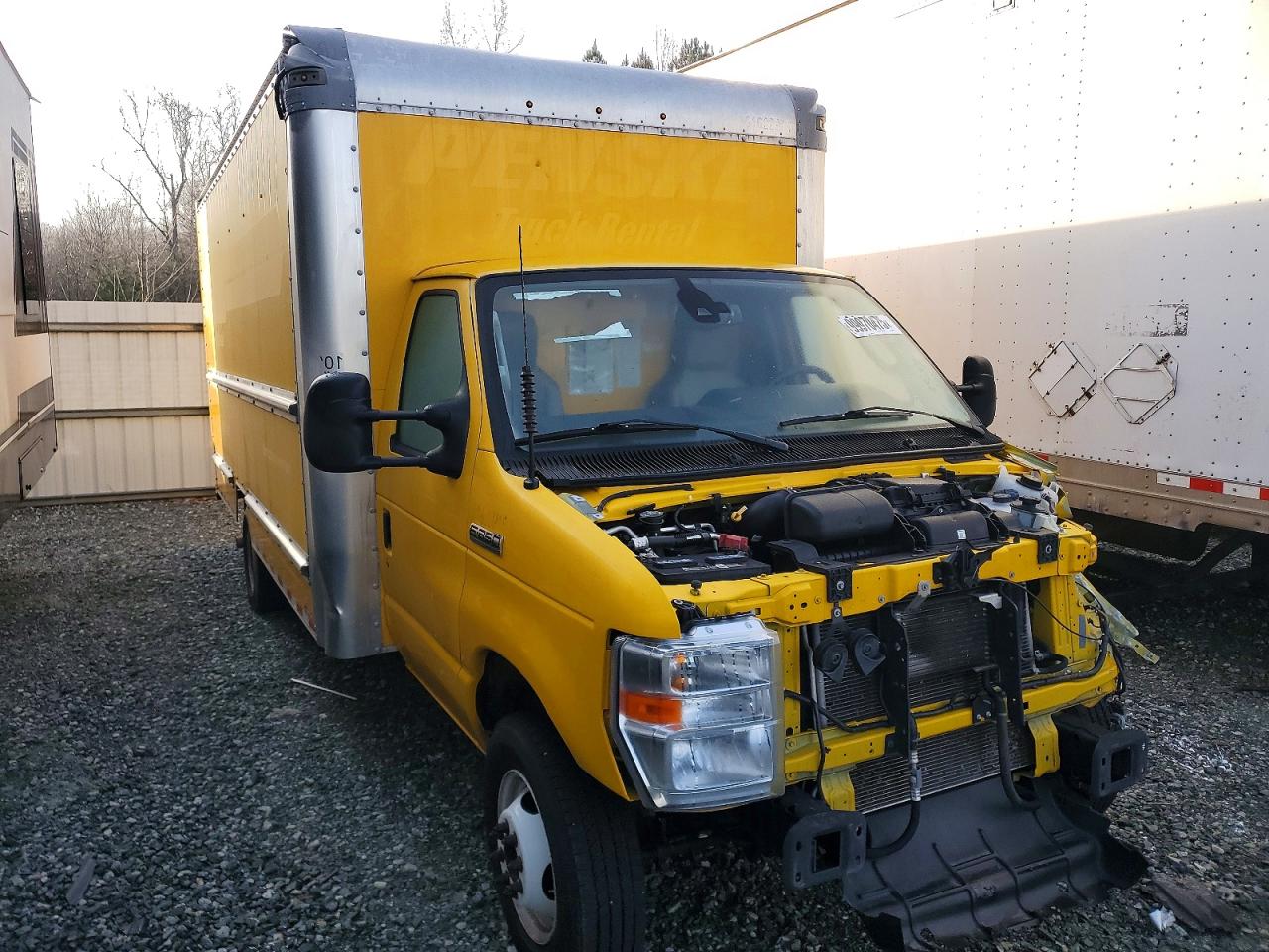 Ford Econoline E350 Super Duty Van