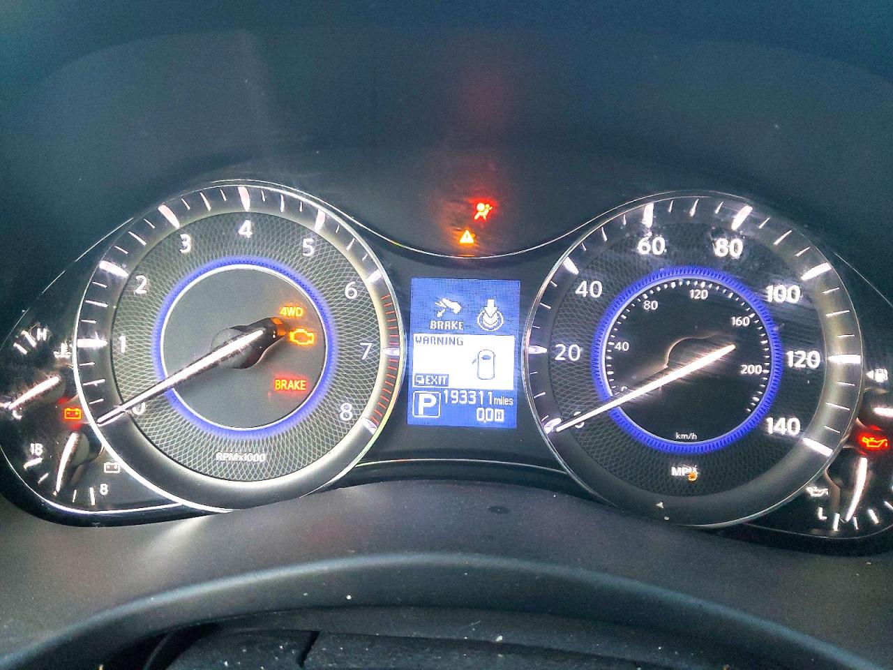 INFINITI Qx