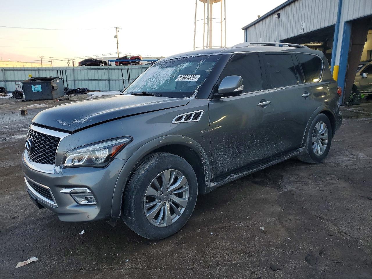 Salvage INFINITI Qx Image