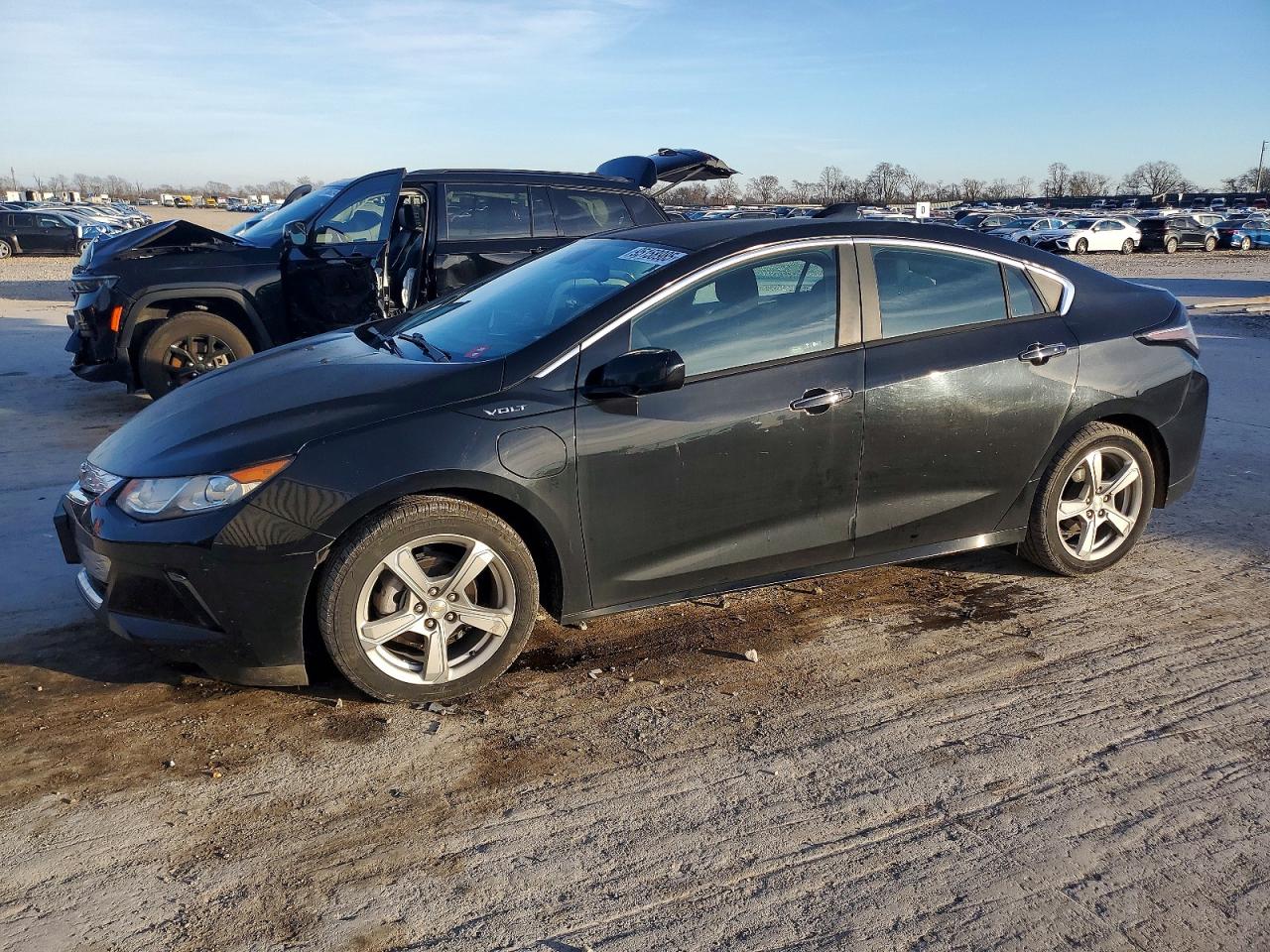Salvage Chevrolet Volt Image