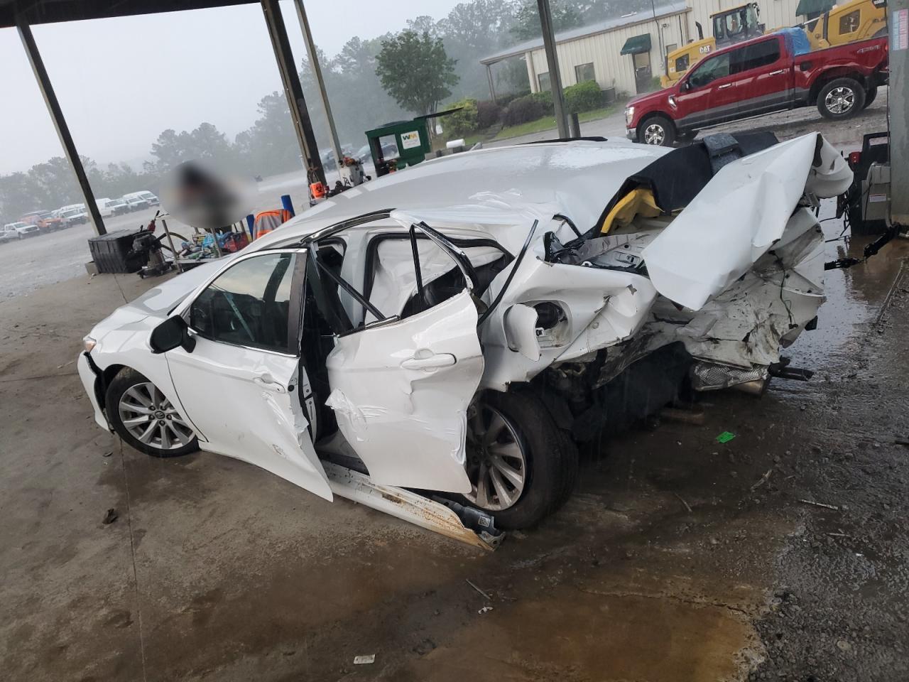 Toyota Camry L