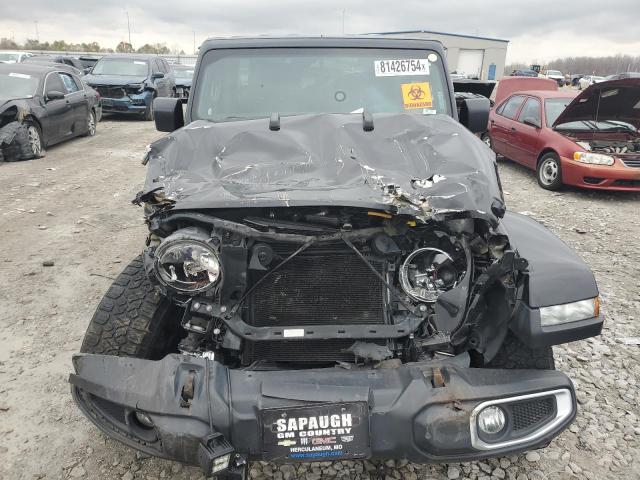 Jeep Wrangler Sahara