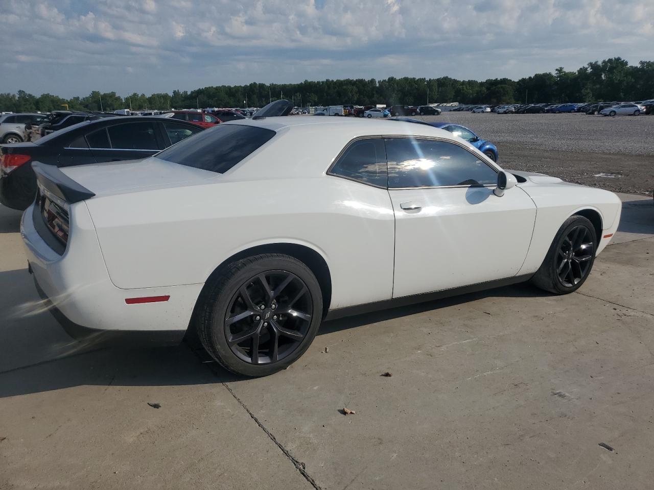 Dodge Challenger Sxt