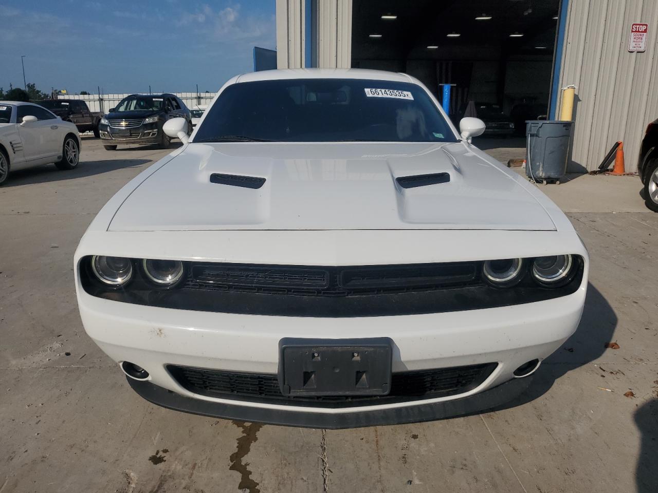 Dodge Challenger Sxt