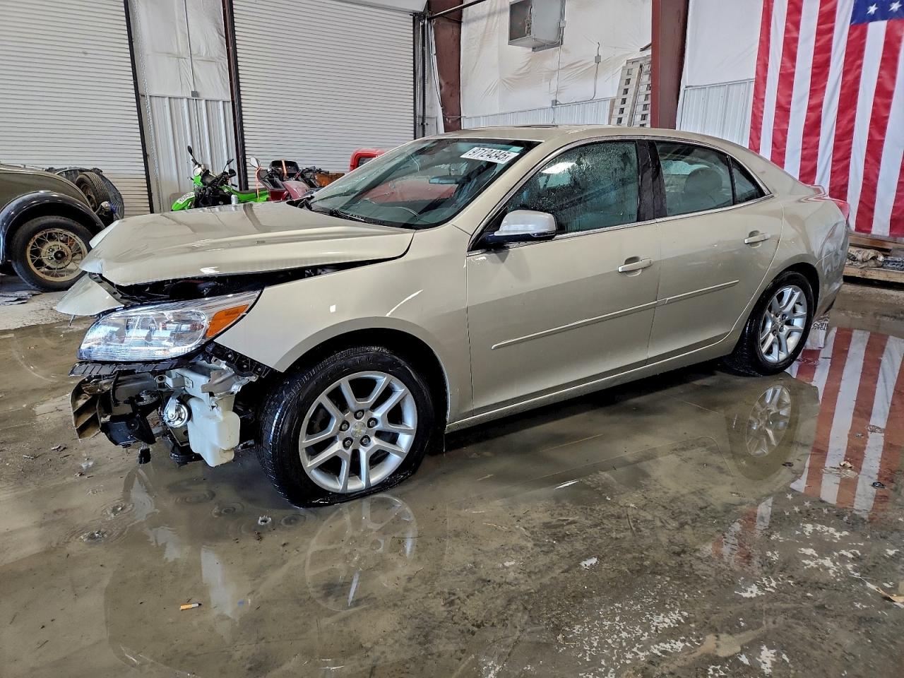 Salvage Chevrolet Malibu Image