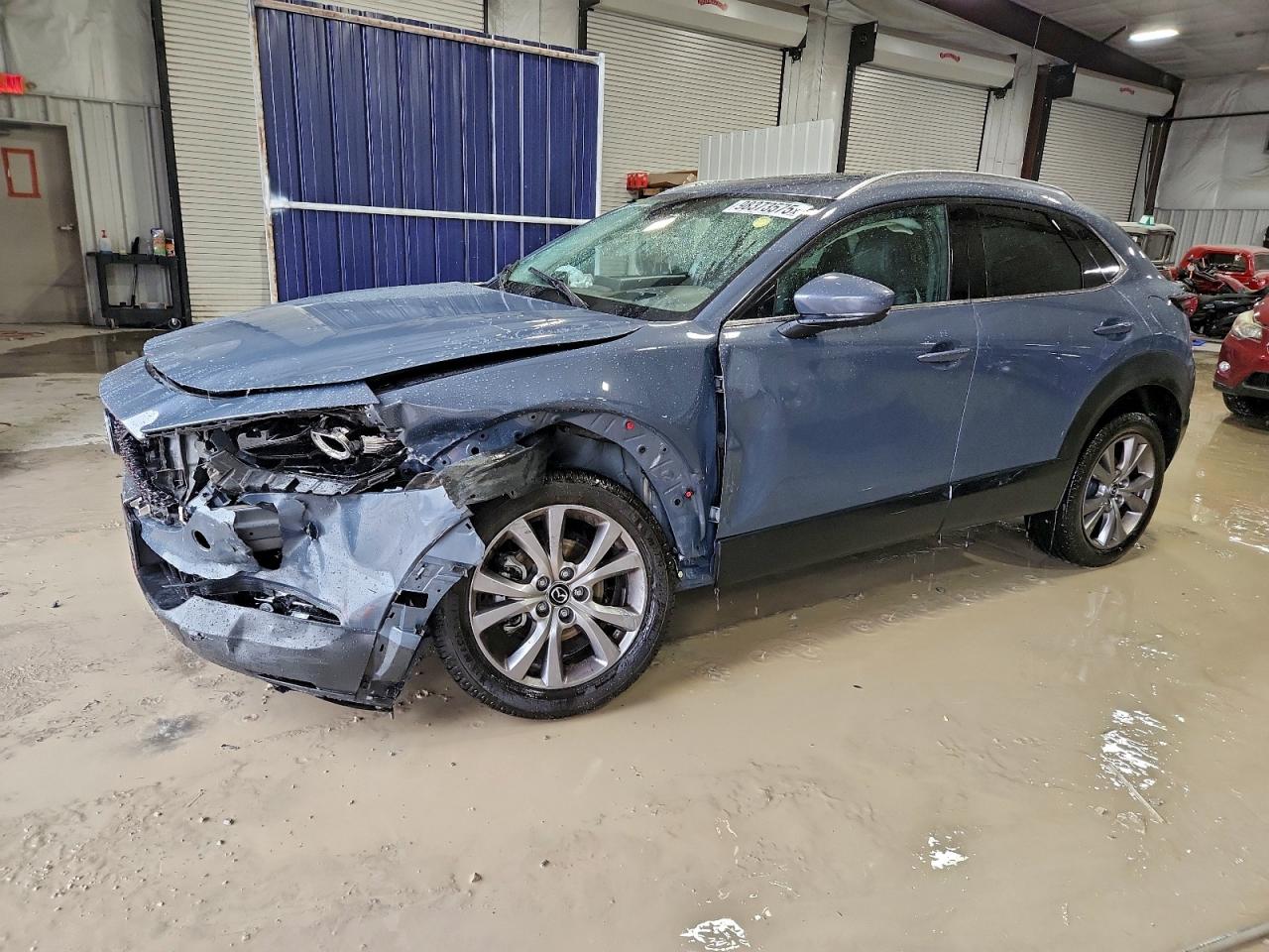 Salvage Mazda Cx Image