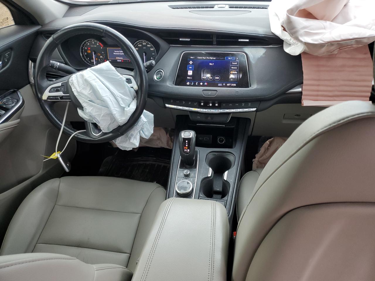 Cadillac XT4 Luxury
