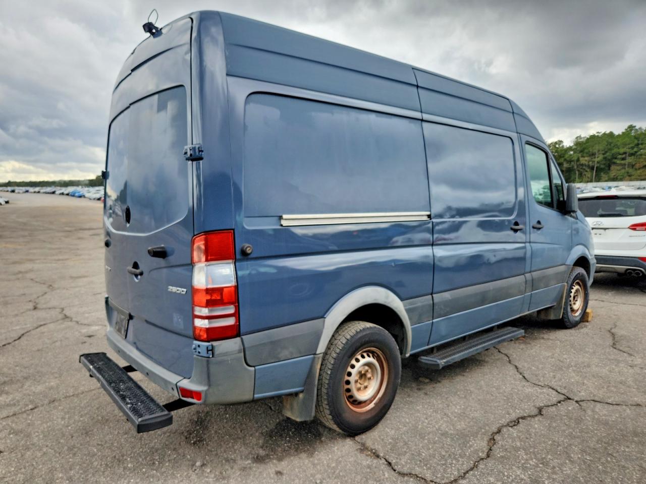 Mercedes-Benz Sprinter 2500