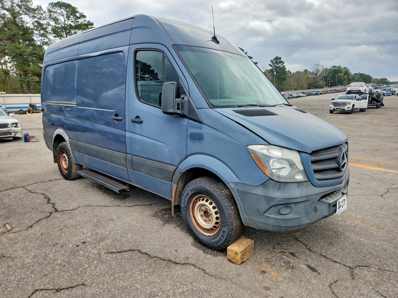 Mercedes-Benz Sprinter 2500