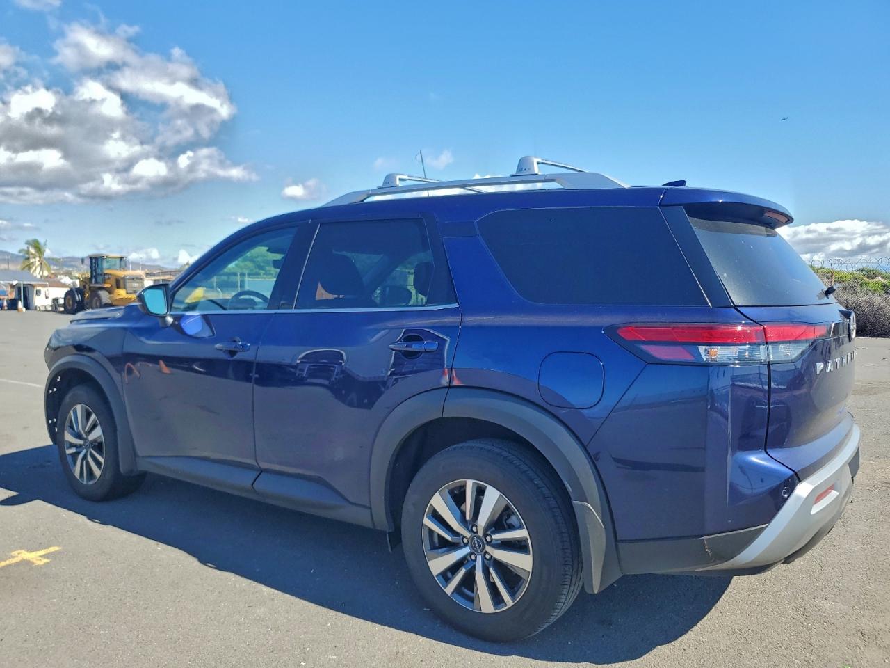 Nissan Pathfinder Sl
