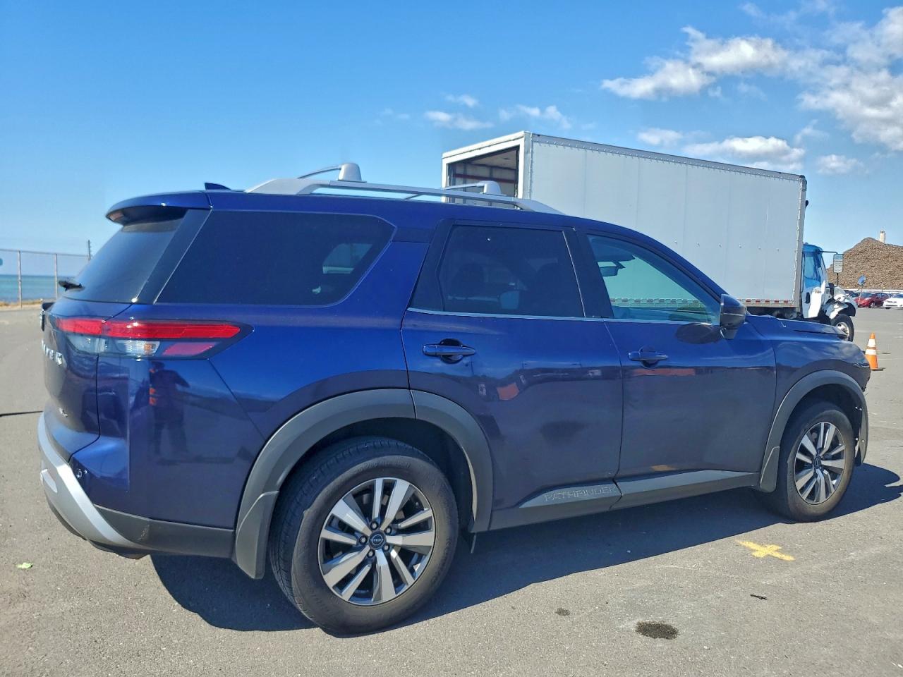 Nissan Pathfinder Sl