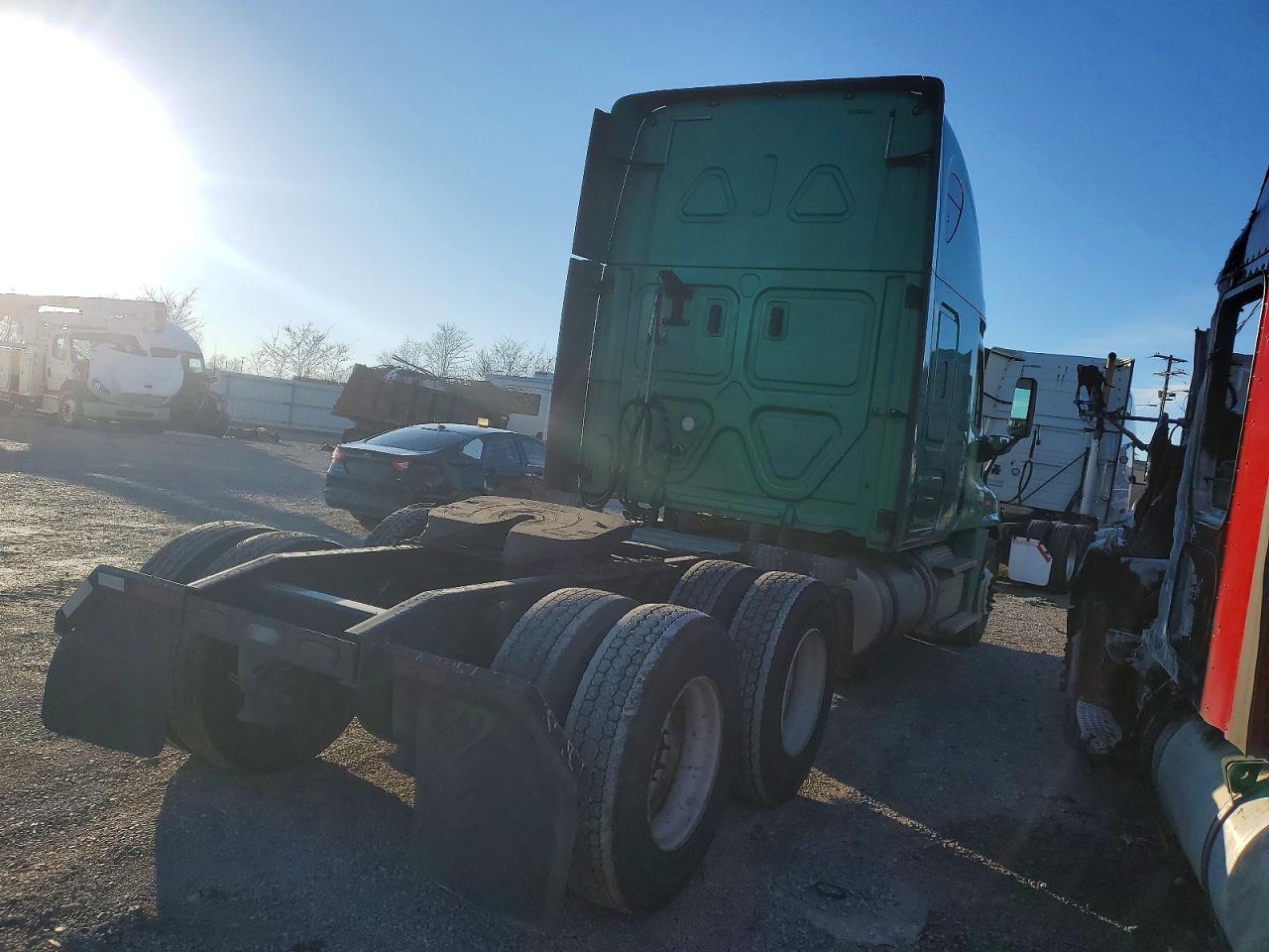 Freightliner Cascadia 1
