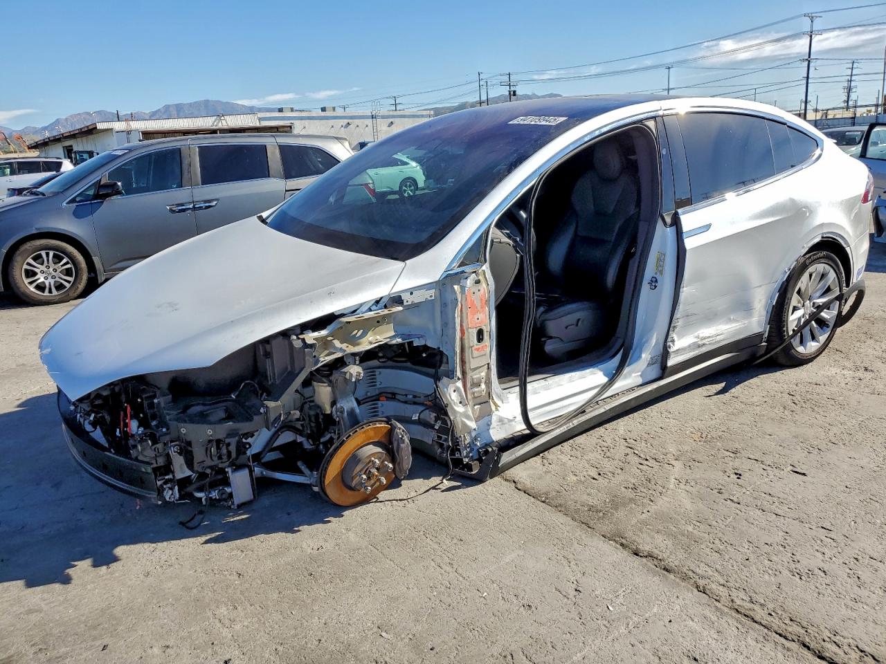 Salvage Tesla Model X Image