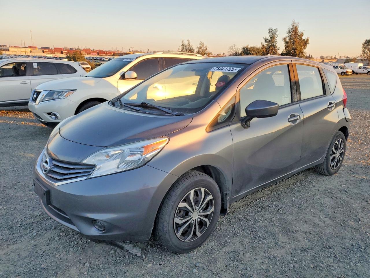 Salvage Nissan Versa Image