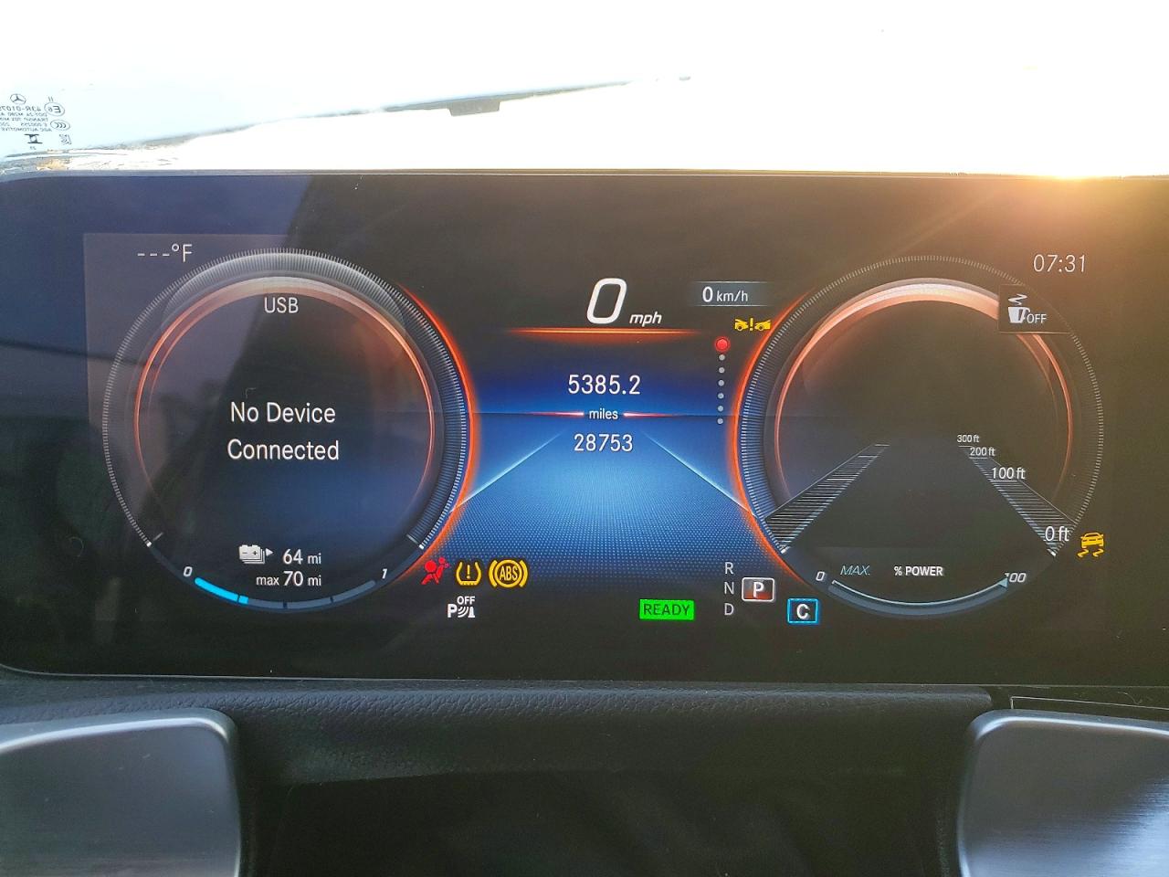 Mercedes-Benz EQB 250+