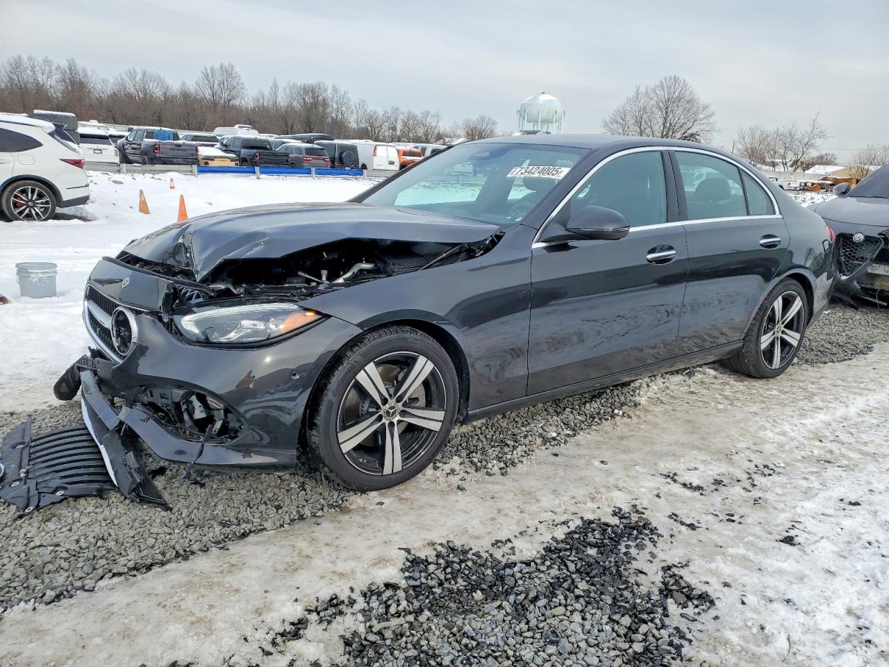 Salvage Mercedes-Benz C-Class Image
