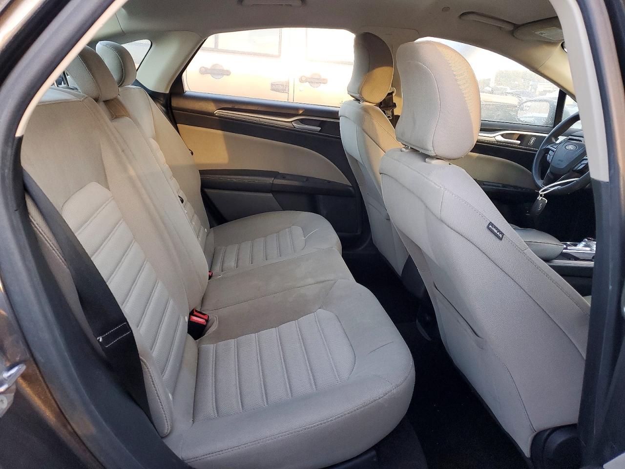 Ford Fusion S Hybrid