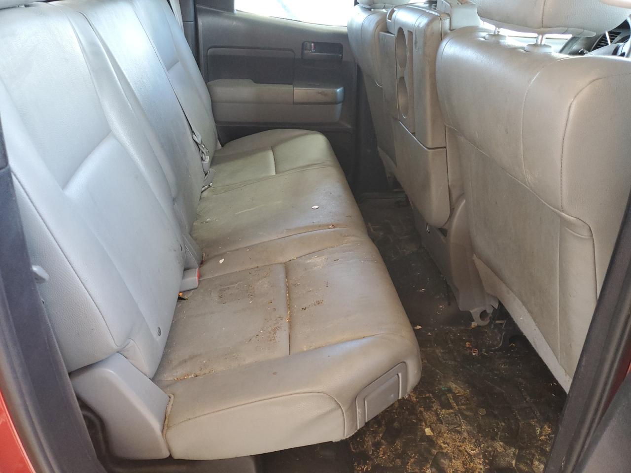Toyota Tundra Double Cab Sr5