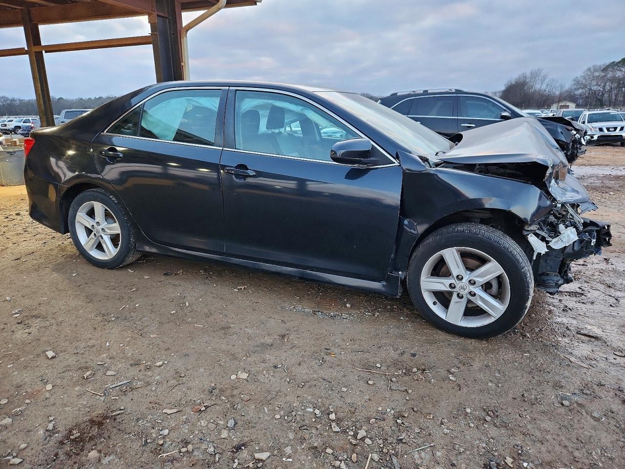 Toyota Camry L