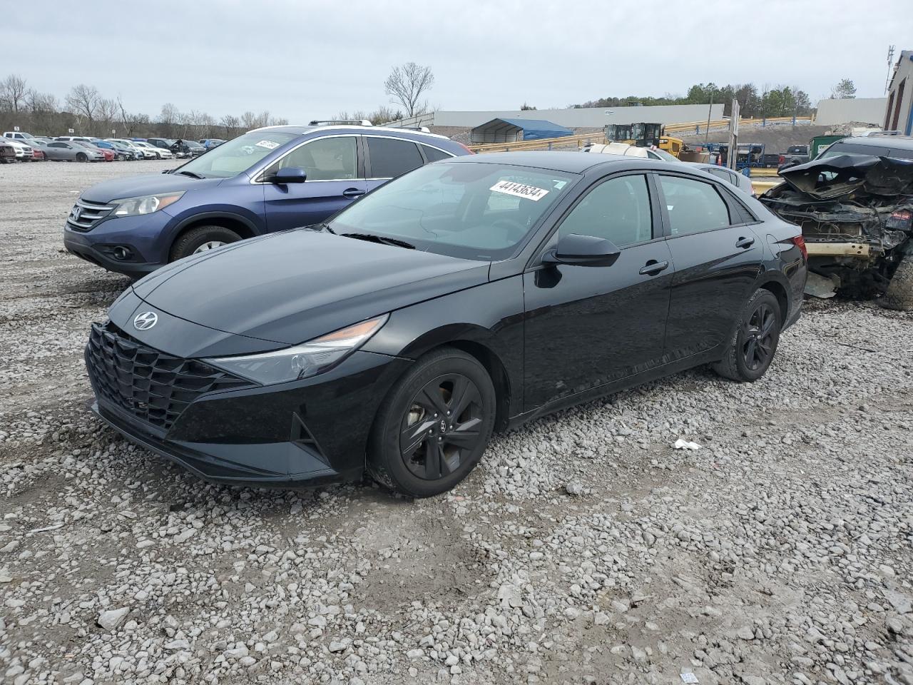 Salvage Hyundai ELANTRA Image