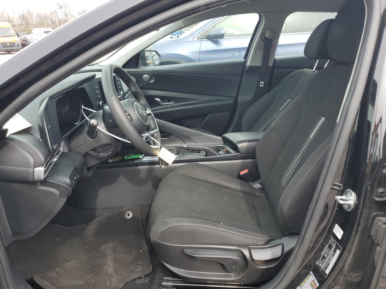 Hyundai ELANTRA Sel