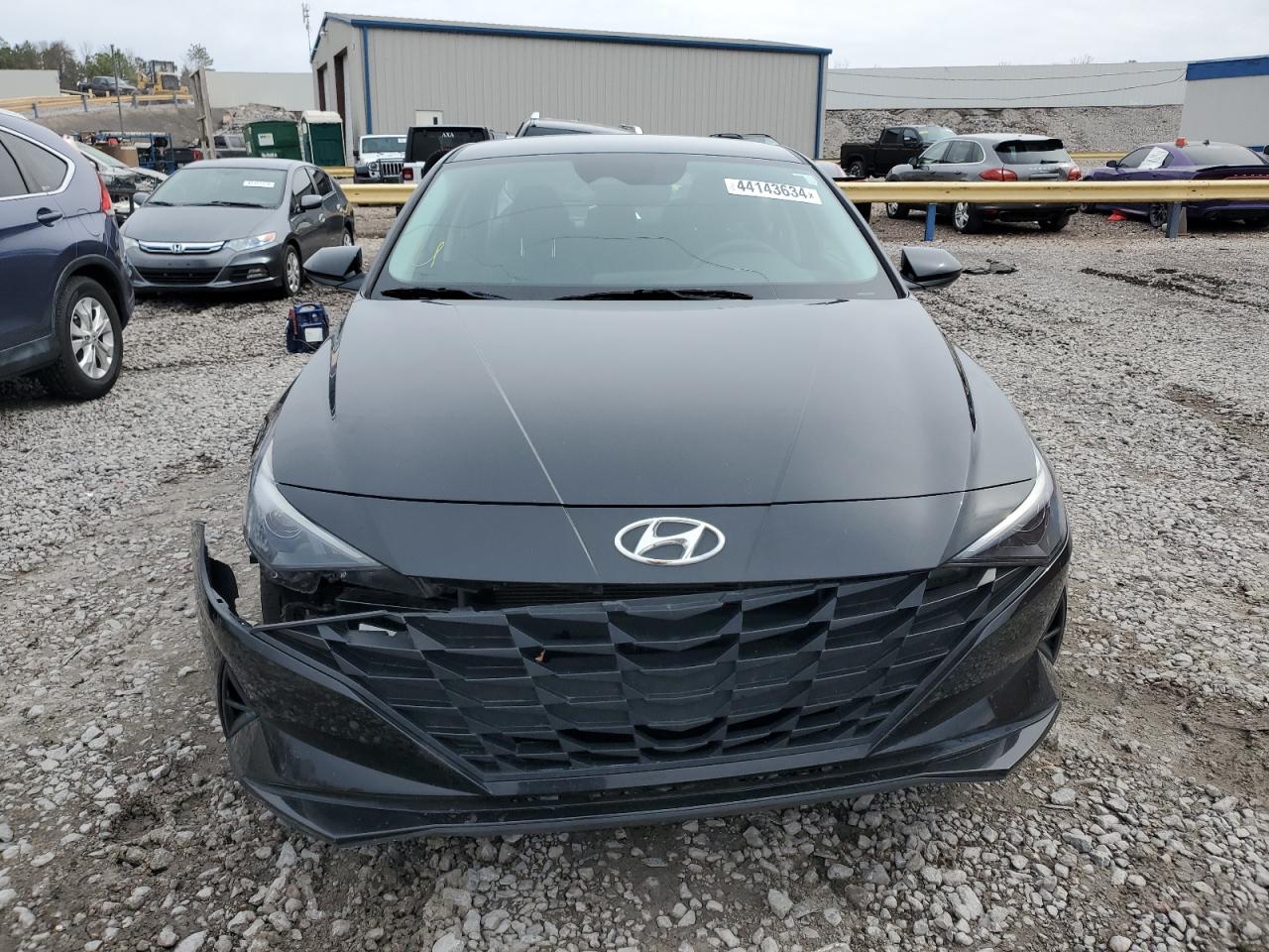 Hyundai ELANTRA Sel