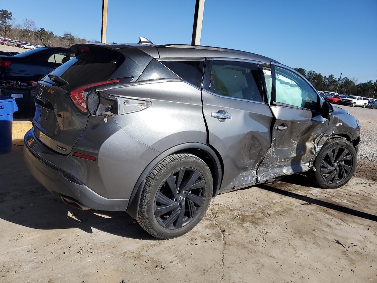 Nissan Murano S