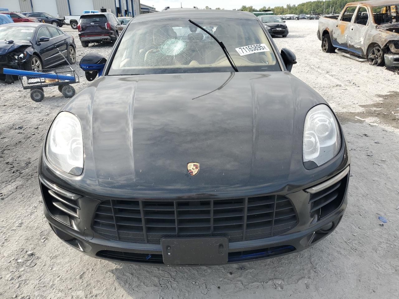 Porsche Macan S