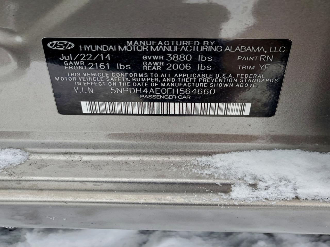 Hyundai ELANTRA