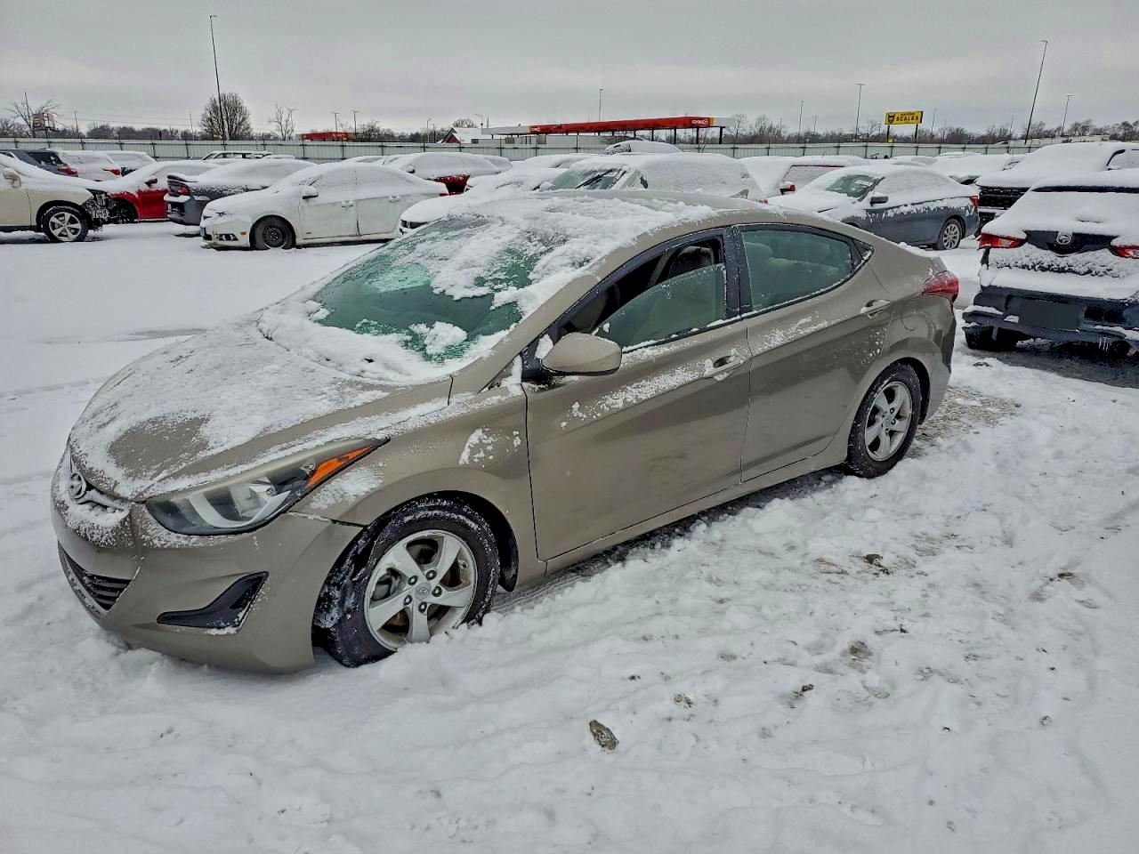 Salvage Hyundai ELANTRA Image