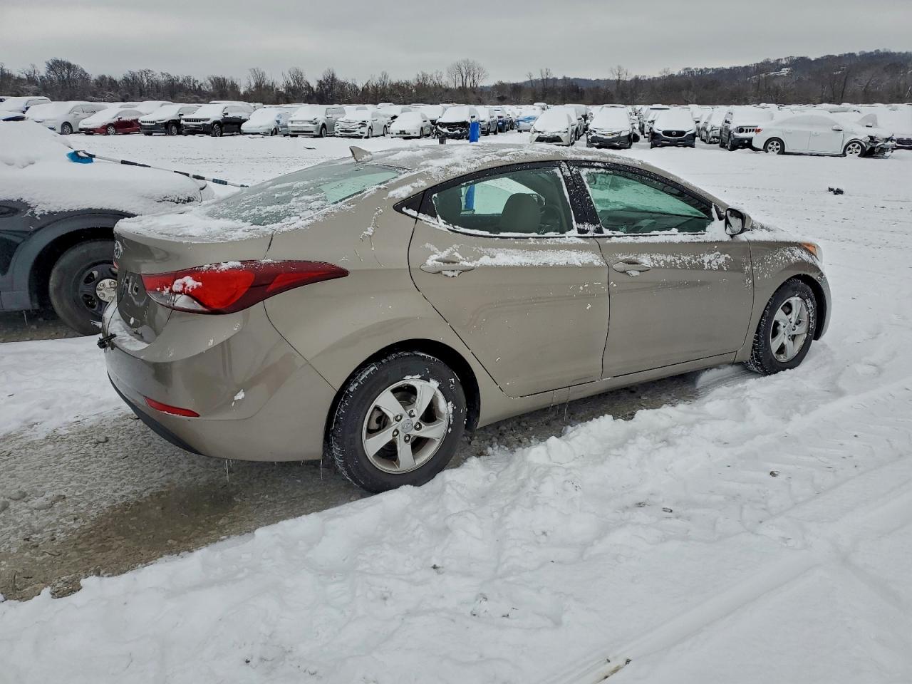 Hyundai ELANTRA