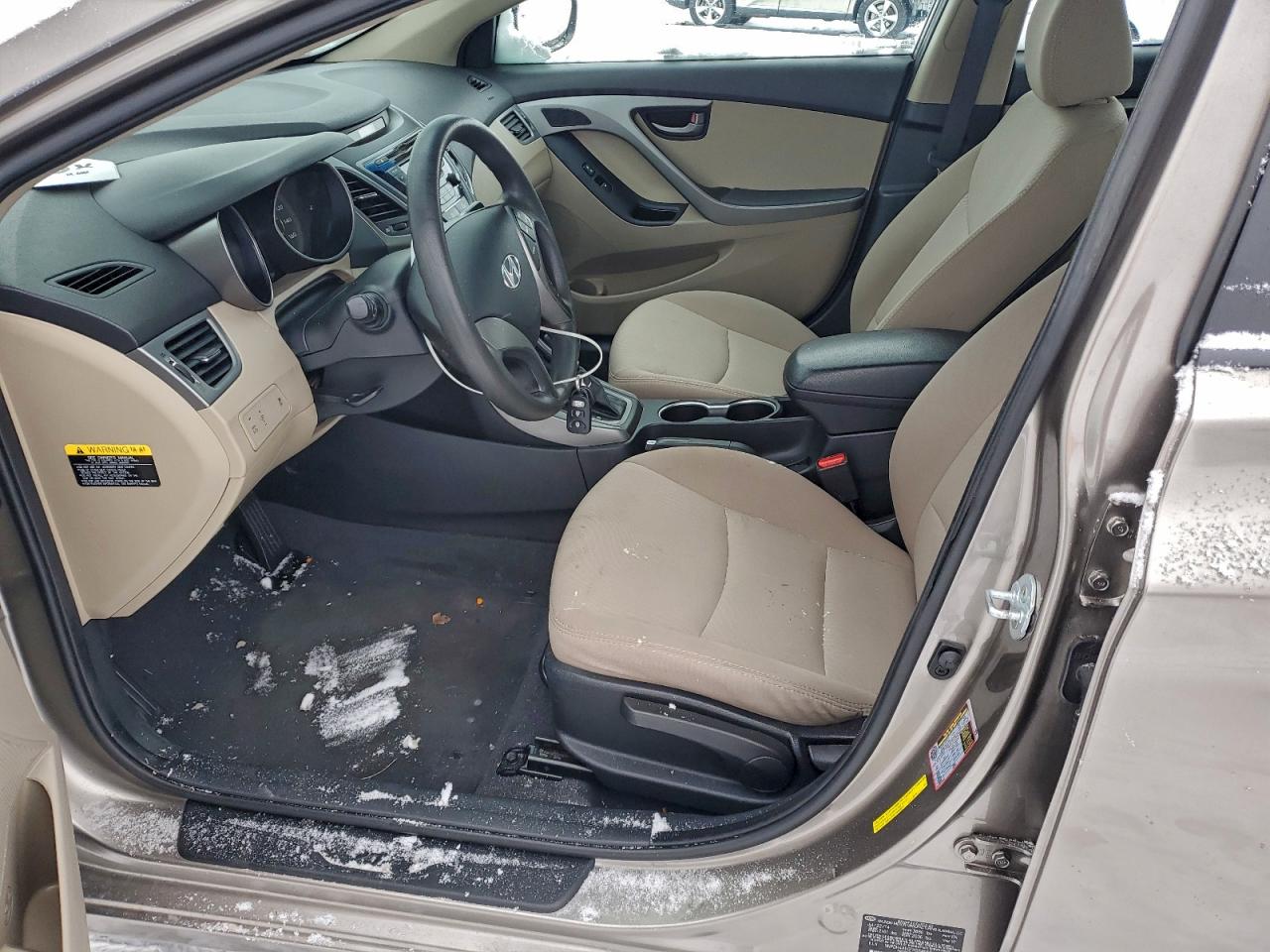 Hyundai ELANTRA