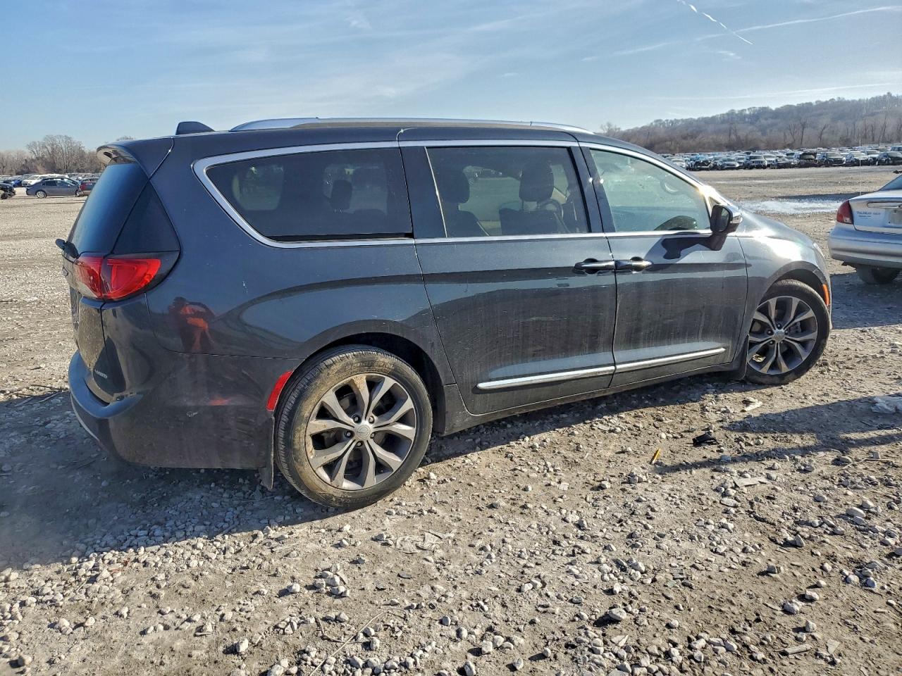 Chrysler Pacifica