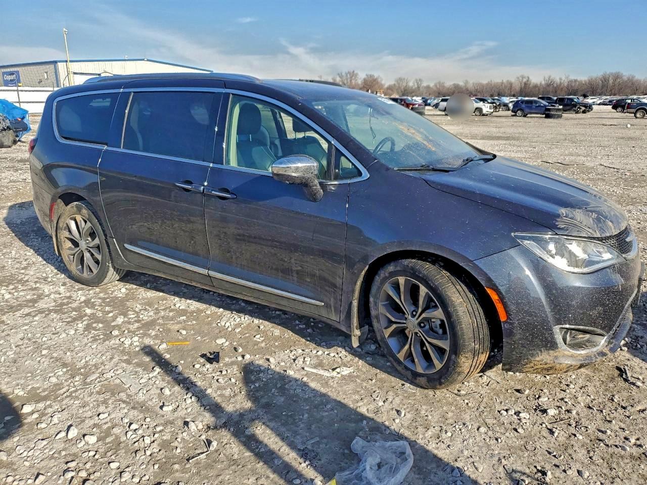 Chrysler Pacifica