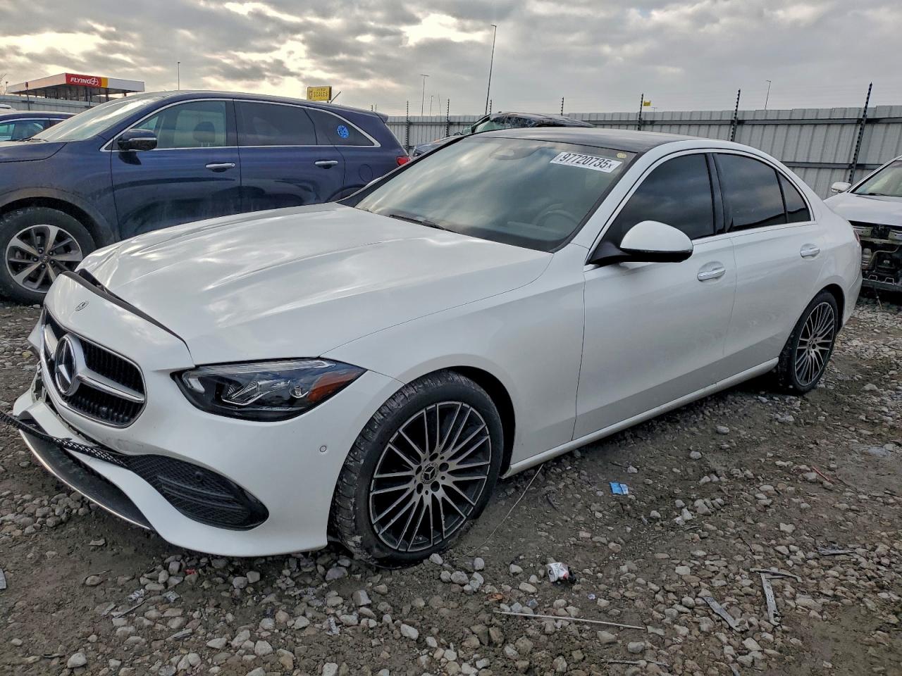 Salvage Mercedes-Benz C-Class Image
