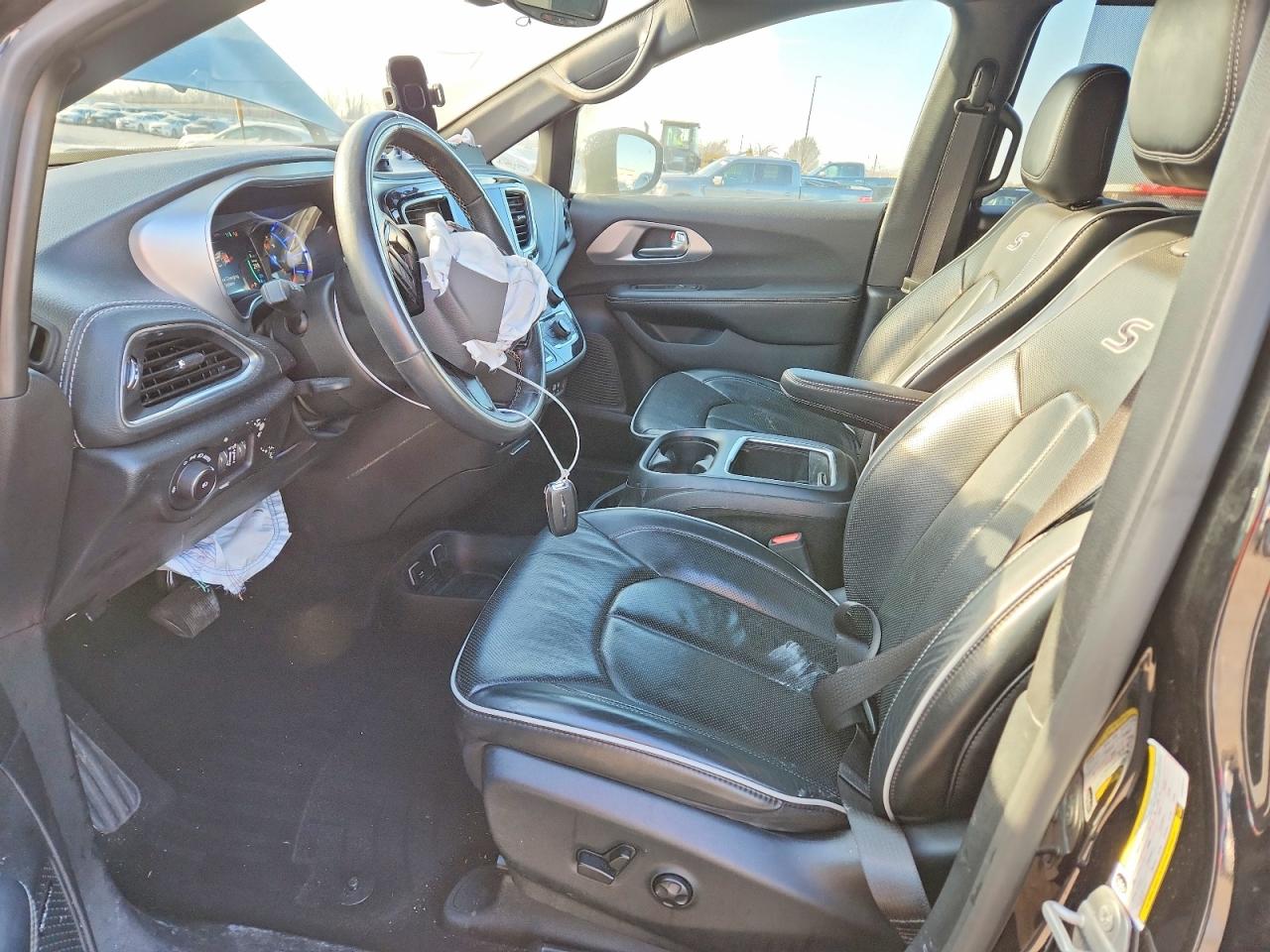 Chrysler Pacifica Hybrid Limited